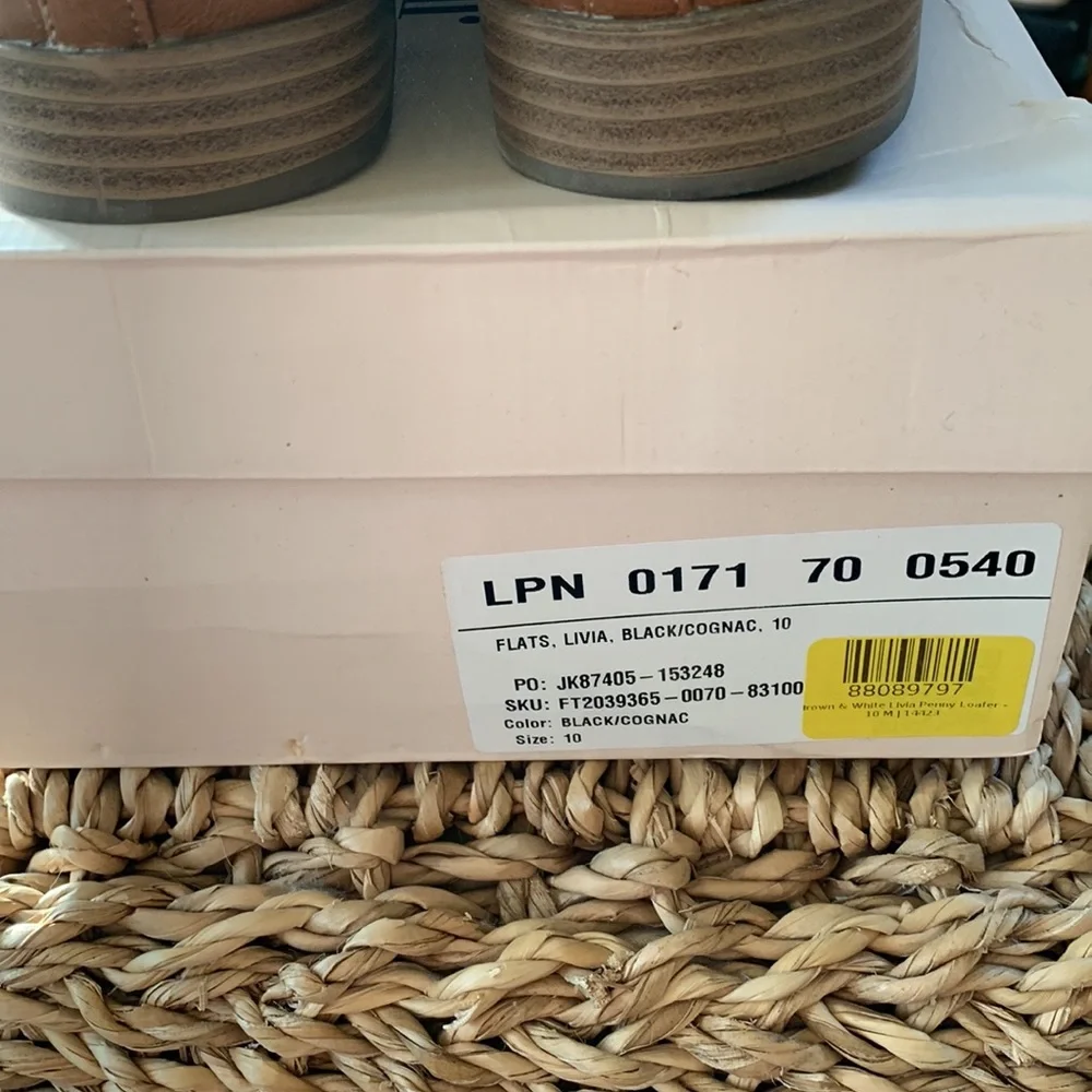 EUC.  Beautiful shoes.  Just Fab.  Size 10 - Picture 6 of 6